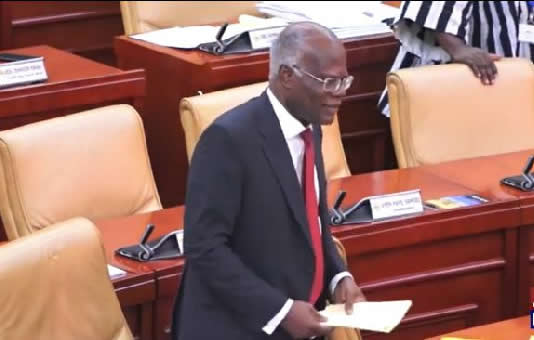 Trade Minister Introduces Cement Pricing Law