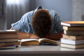 The Sleepy Reader’s Dilemma: Why We Fall Asleep While Reading