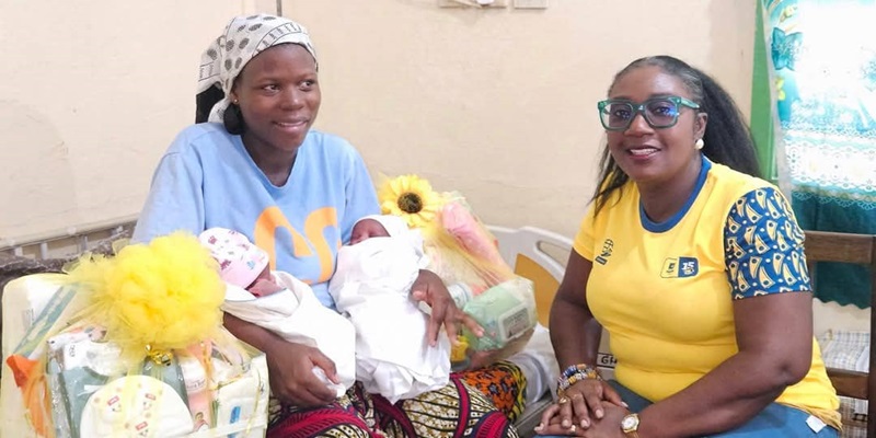 MTN Ghana brightens Christmas for newborns in 30 hospitals with 600 hampers