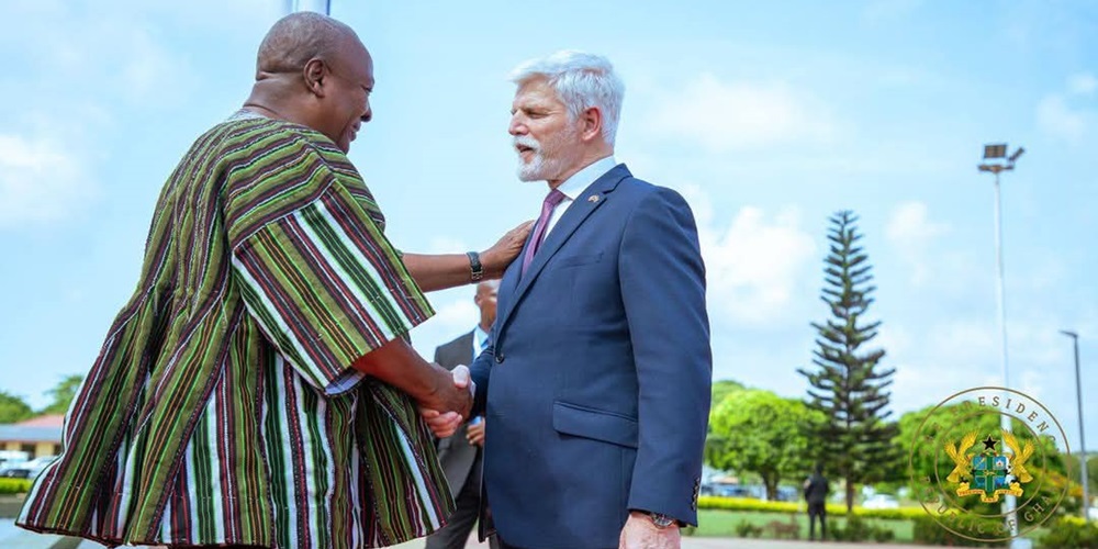 Mahama holds talks with visiting Czech Republic President